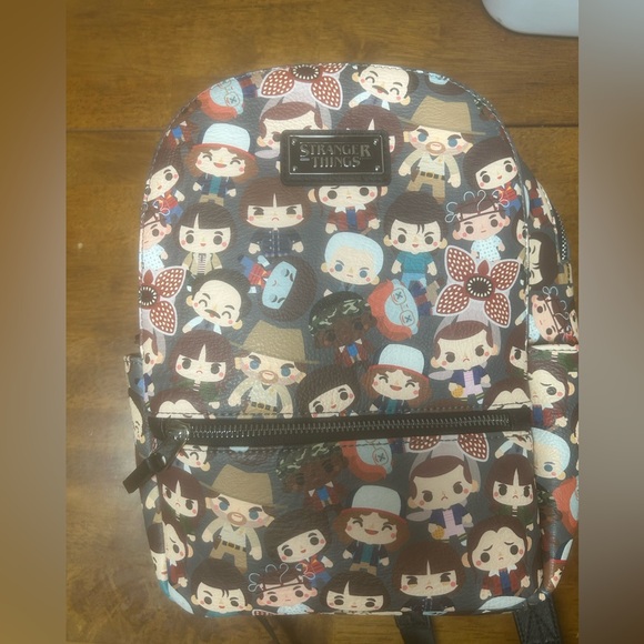 Stranger things mini backpackk - Picture 1 of 4